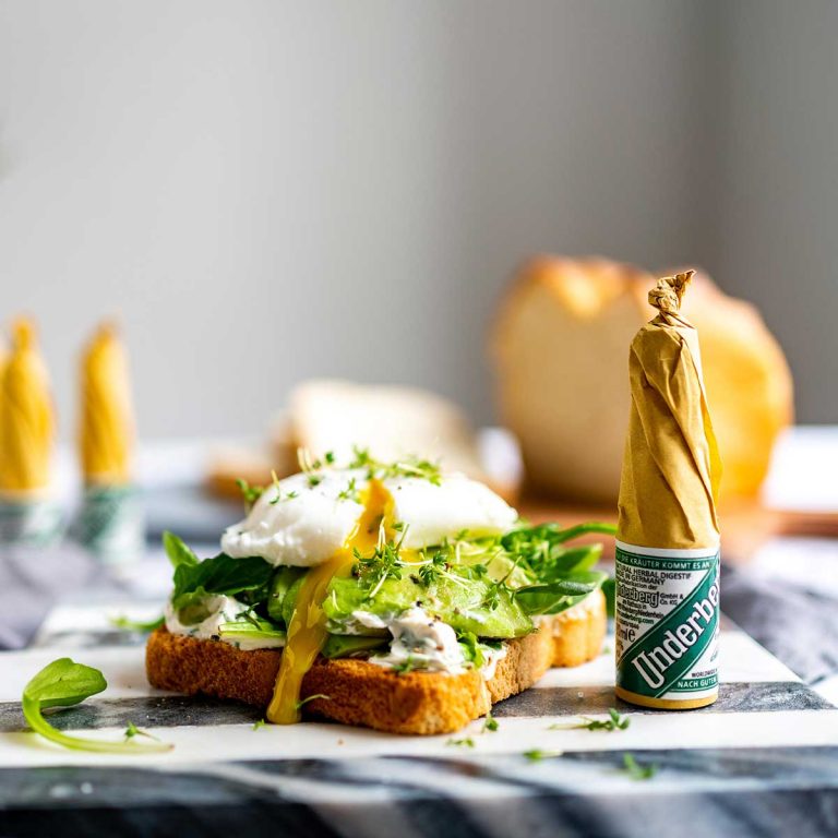 Avocado-Underberg Toast with Poached Egg